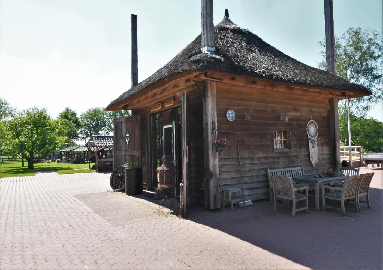 Wildwestruurlo Villa Exterior photo