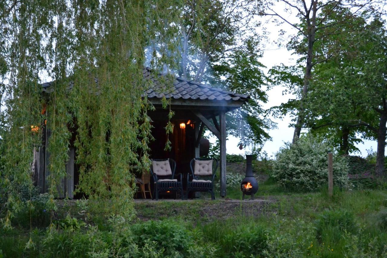 Wildwestruurlo Villa Exterior photo